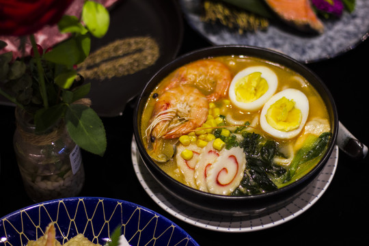 日本料理大虾拉面