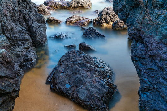 海南万宁山钦湾大海风光