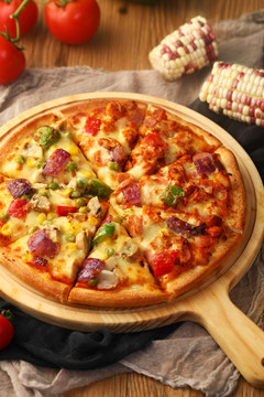 果蔬烤肉披萨
