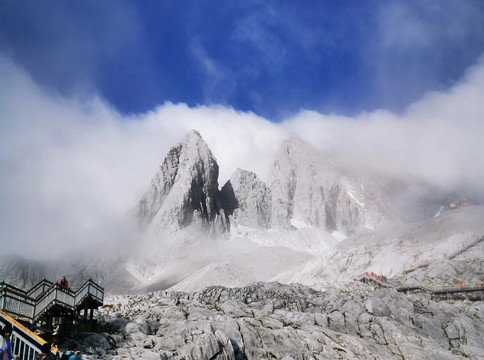 玉龙雪山