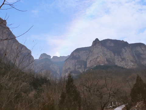 山
