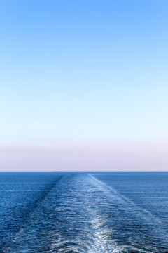 蓝天大海