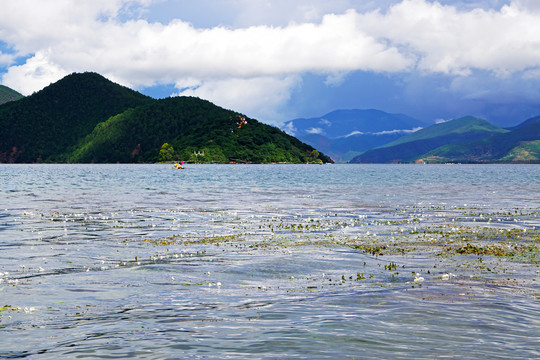 泸沽湖