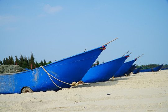 蓝袍湾渔船