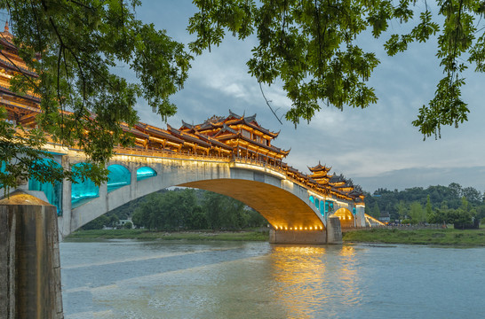 成都黄龙溪廊桥夜景