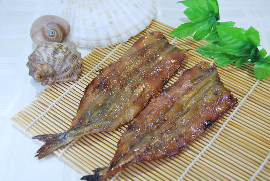 烤马步鱼
