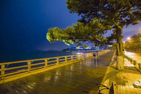 青岛海滨夜景