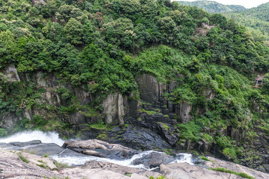 九鲤湖