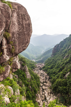 九鲤湖