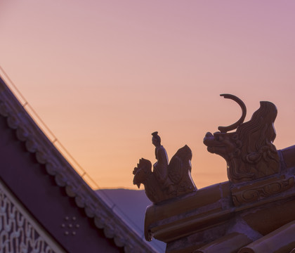 北京颐和园四大部洲古建房檐脊兽