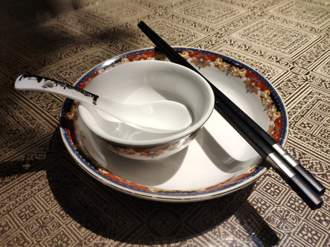 餐具新疆美食