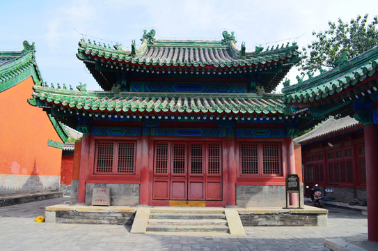 北京历代帝王庙近景