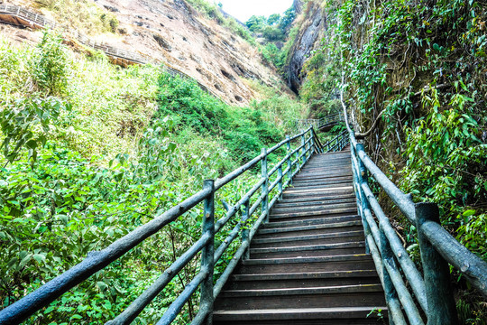 龙虎山高空栈道