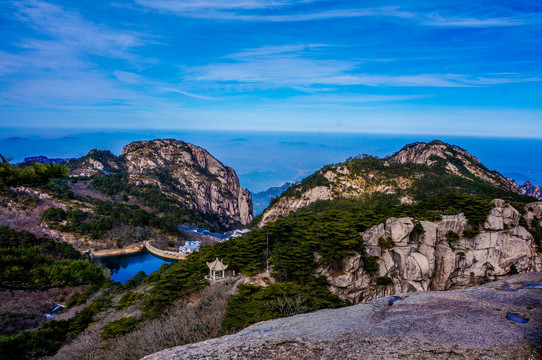 高山