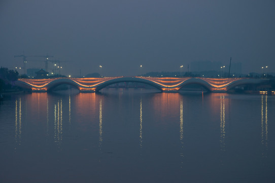 运河广场夜景