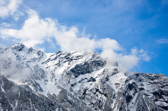 贡嘎雪山