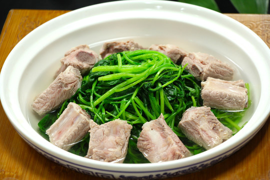 清水仔排煮野菜