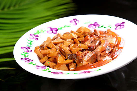 杏鲍烩香肉