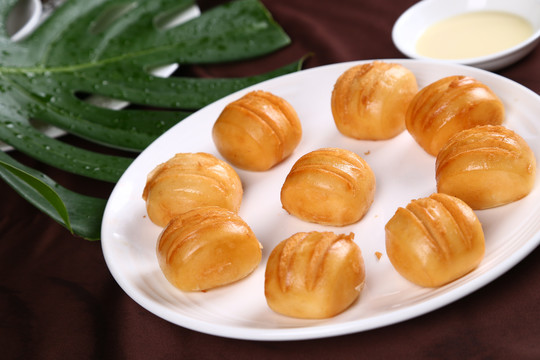 黄金炸馒头