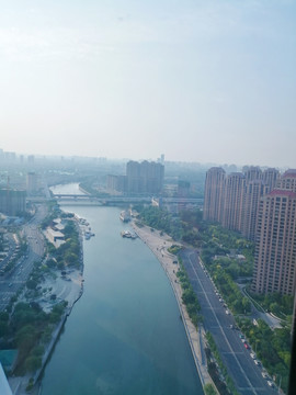 天津之眼上俯瞰海河