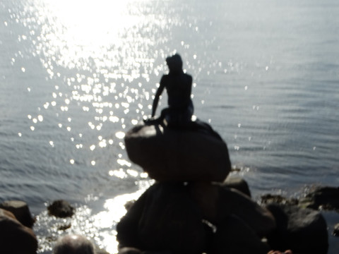 丹麦美人鱼雕像
