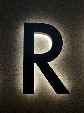 夜晚灯光字母R