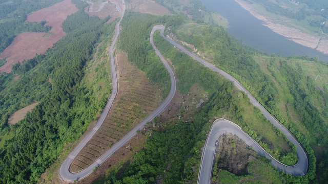 巴中山顶公路