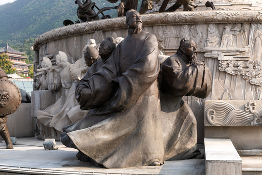 华清池广场雕像