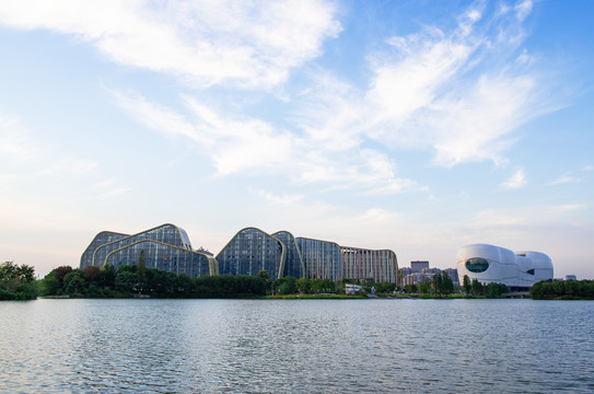 杭州白马湖全景图