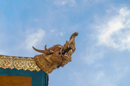 理塘长青科尔寺
