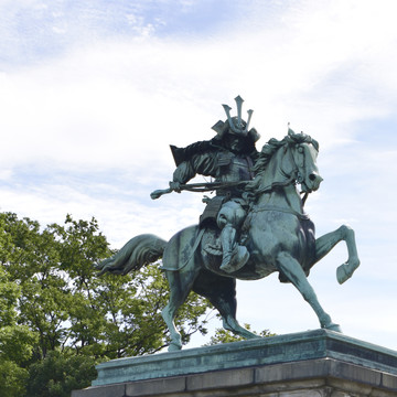 日本幕府将军雕像