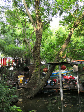 南宁市青瓦古部落