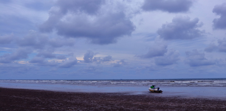 简洁海滩