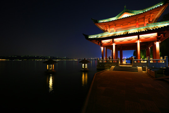 杭州西湖御码头夜景