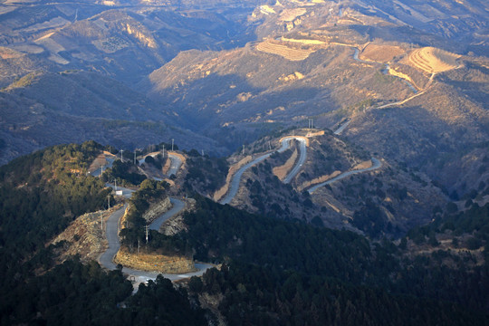 陕西宜川县蟒头山