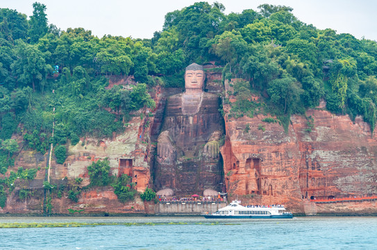 乐山大佛景区风光