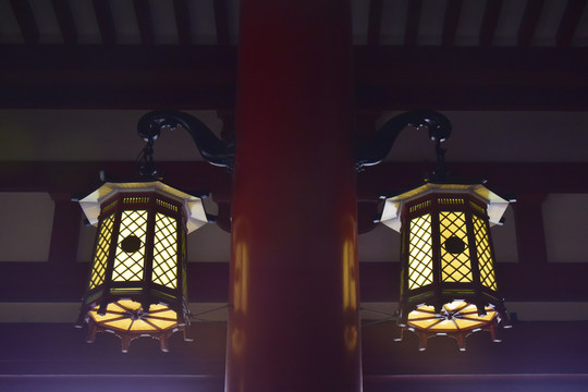 日本浅草寺的灯笼