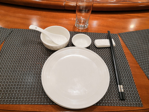 餐具摆设