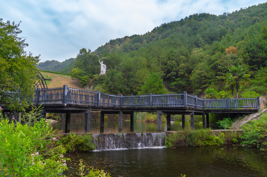 武汉木兰天池风景区初秋风光