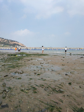 岸边