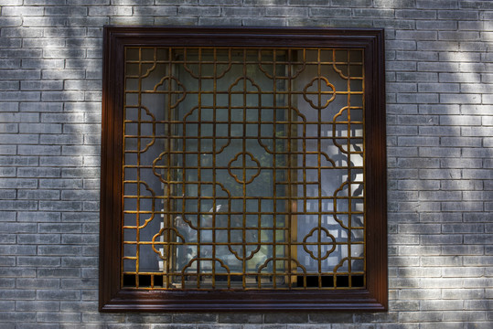 中式雕花窗户