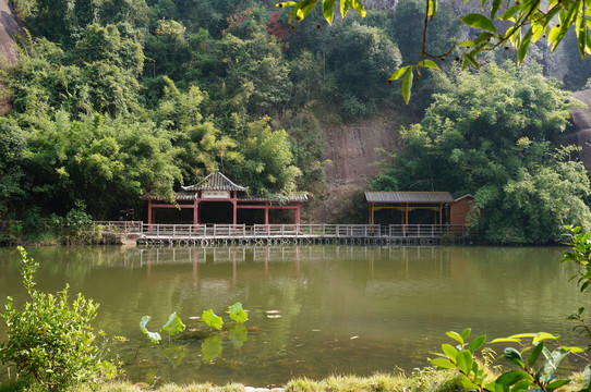 丹霞山翔龙湖九龙亭