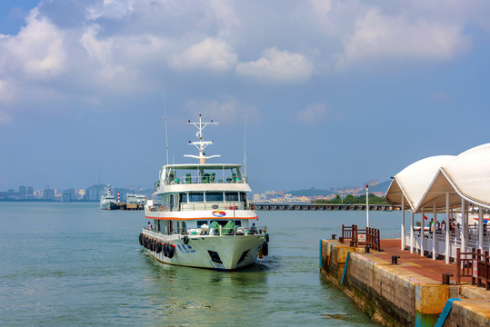 山东威海刘公岛景区旅游码头