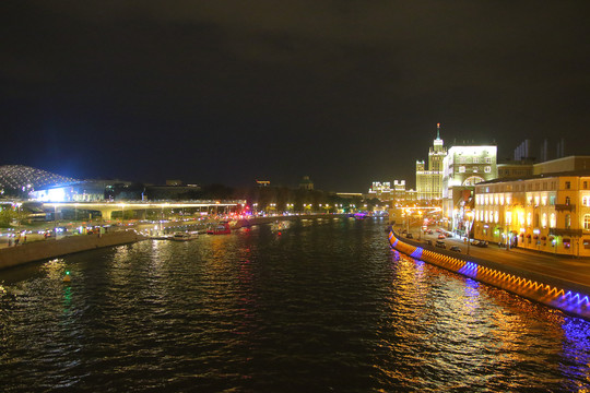 莫斯科河夜景