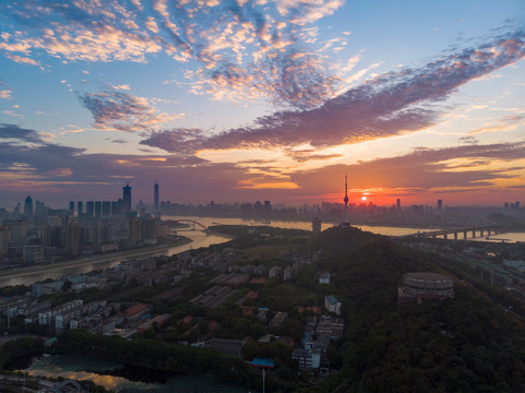 湖北武汉夏日城市天际线日出风光