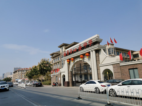 学校入口