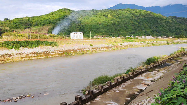 防洪堤