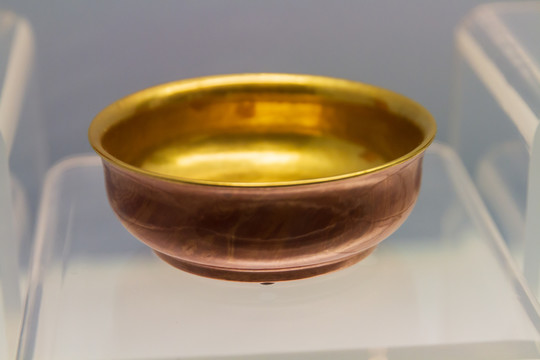 上海博物馆清代景德镇窑木纹釉碗