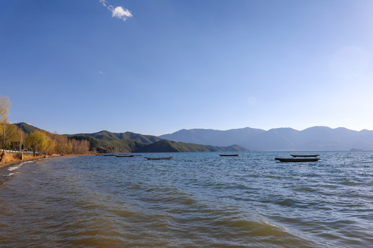 泸沽湖全景