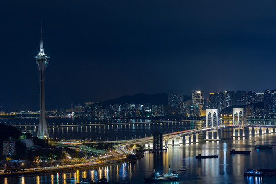 澳门观光塔夜景